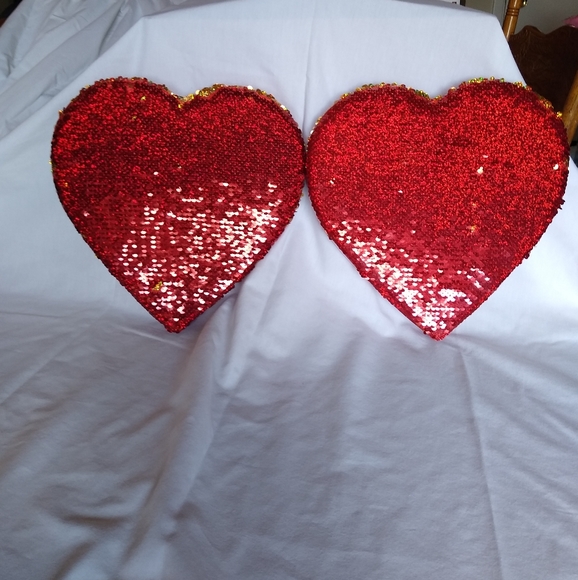 upcycle Other - Metallic Red and Gold Sequins Heart Shape Wall Decor Set of 2